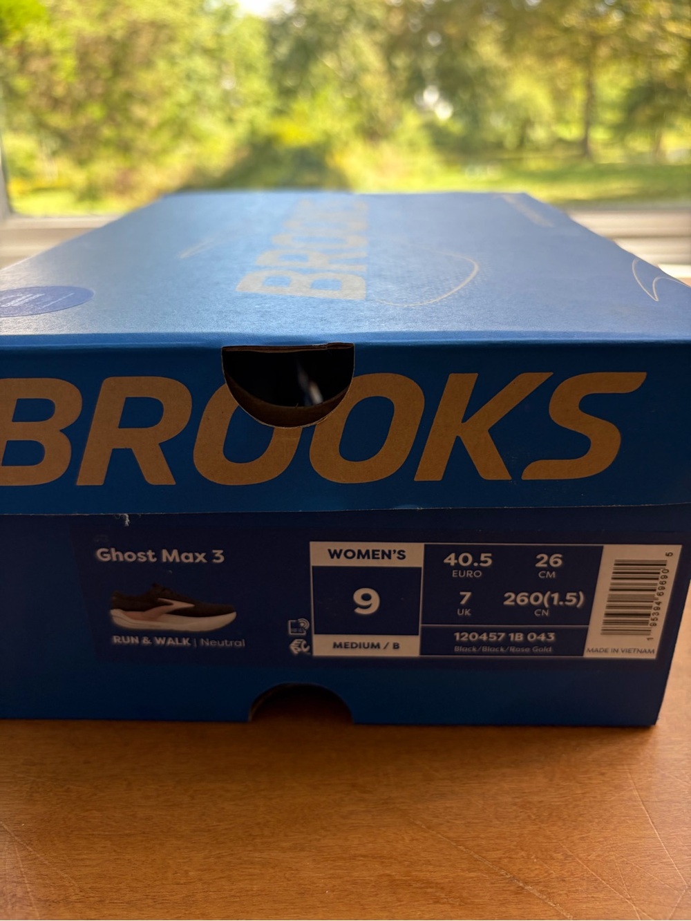 Brooks Ghost Max 3 women’s size 9 medium black rose gold new with box